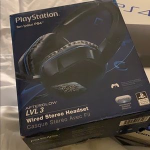 Ps4 /headsets combo